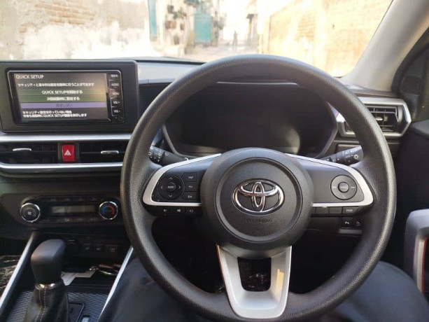 toyota-raize-2019-turbo-big-10