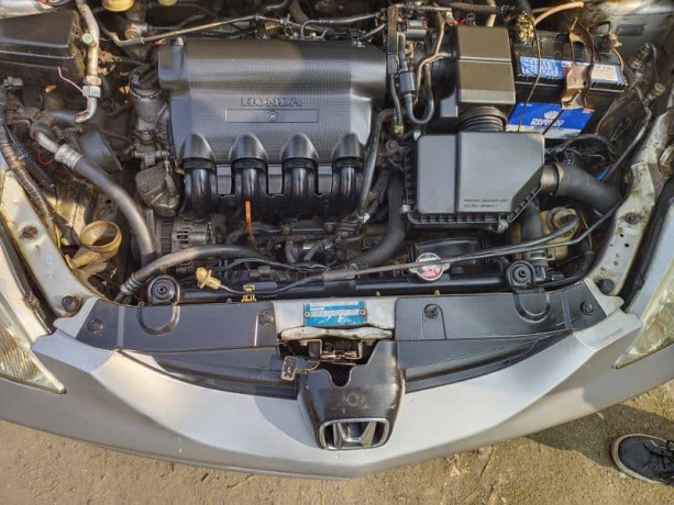 honda-city-idsi-2004-big-8