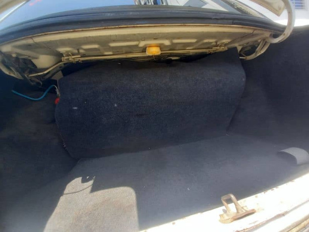 kia-classic-2001-big-12