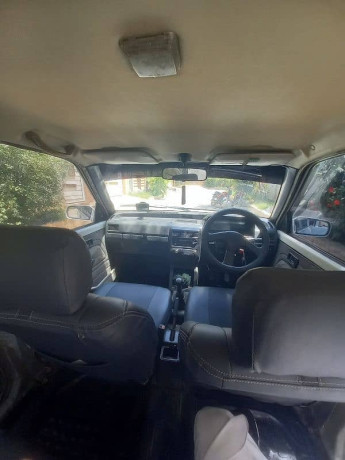 kia-classic-2001-big-18