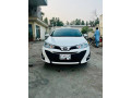 toyota-yaris-2021-small-0