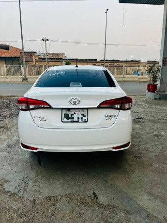 toyota-yaris-2021-big-1