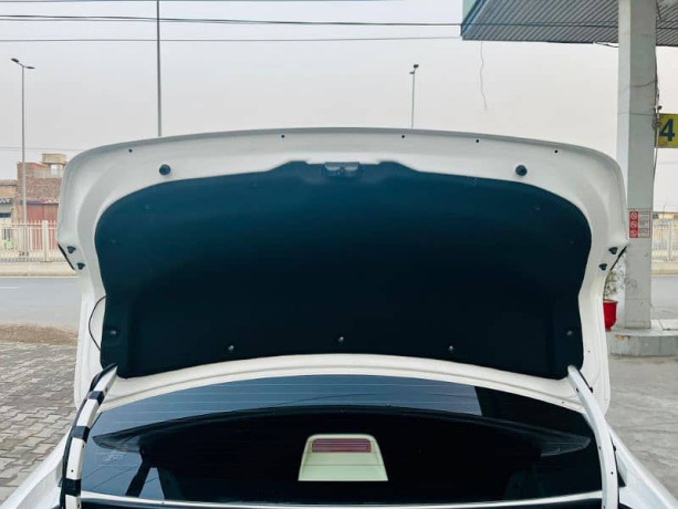 toyota-yaris-2021-big-11