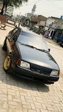 daewoo-racer-1993-big-0