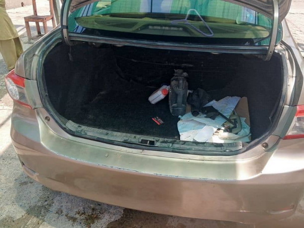 toyota-corolla-altis-2009-big-4