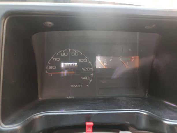 suzuki-mehran-vxr-2014-big-5