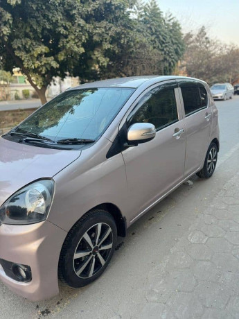 daihatsu-mira-x-201619-big-1