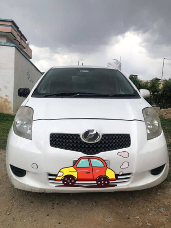 toyota-vitz-2007-big-0