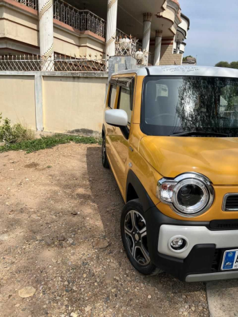 suzuki-hustler-big-0