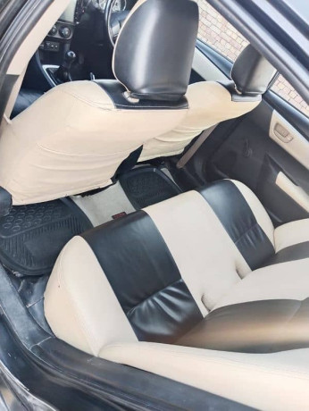 toyota-corolla-xli-2017-big-3