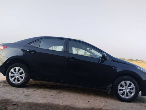 toyota-corolla-xli-2017-big-2