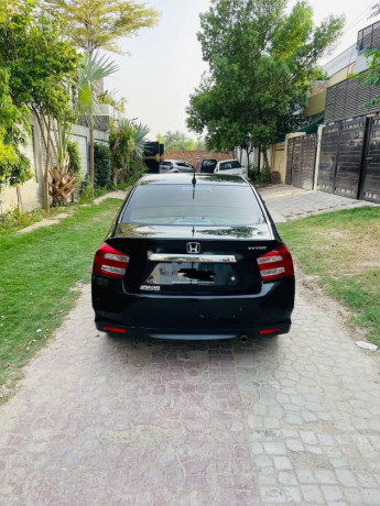 honda-city-aspire-2015-model-big-1