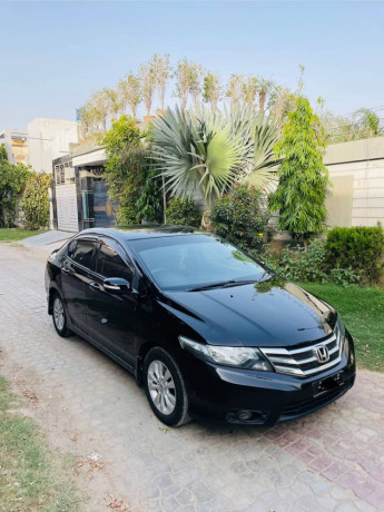 honda-city-aspire-2015-model-big-4