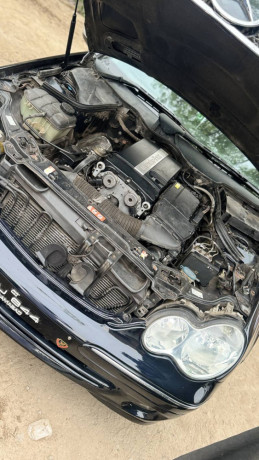 mercedes-c180-supercharge-avantgarde-big-4
