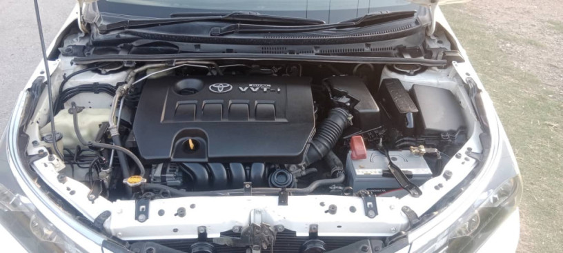 toyota-altis-grande-2015-big-4
