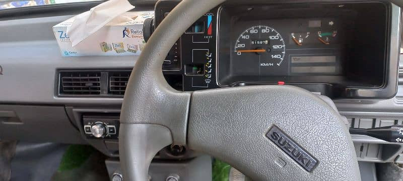 suzuki-mehran-vxr-2016-big-6