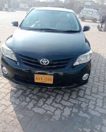toyota-corolla-gli-20112012-big-4