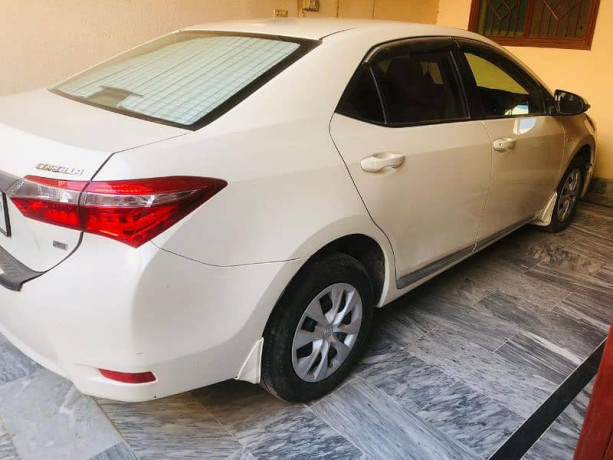 toyota-corolla-xli-2019-big-1