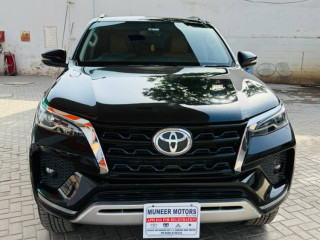 toyota-fortuner-sigma
