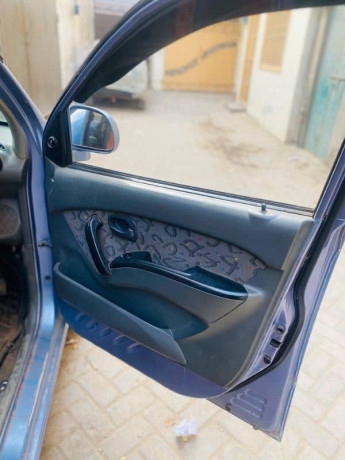 hyundai-santro-exec-big-7