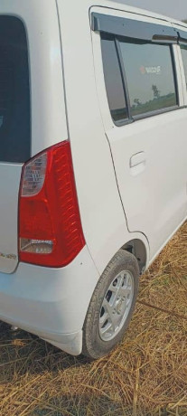 suzuki-wagon-r-2021-big-13