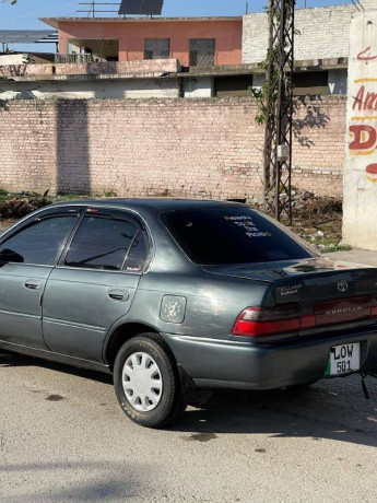 toyota-corolla-gli-1995-big-11