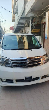 toyota-alphard-2002-big-18