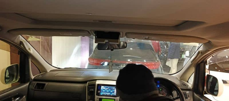 toyota-alphard-2002-big-13