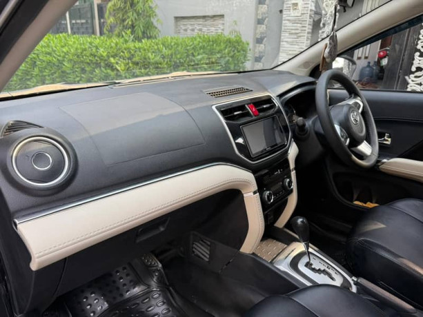 toyota-rush-2022-model-best-suv-big-4