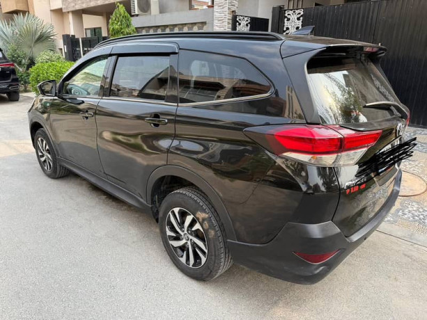toyota-rush-2022-model-best-suv-big-8