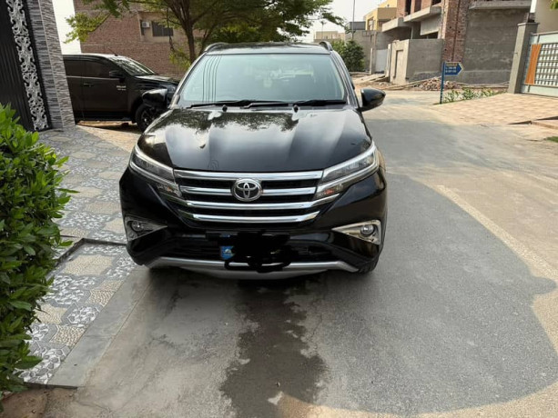 toyota-rush-2022-model-best-suv-big-1