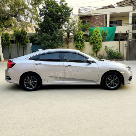 honda-civic-oriel-18-2020-big-3