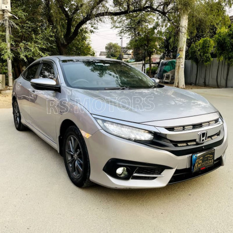 honda-civic-oriel-18-2020-big-1