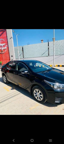 toyota-corolla-gli-2016-model-big-5