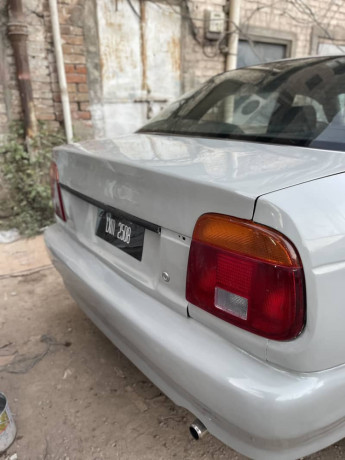 suzuki-baeno-2000-modle-big-4