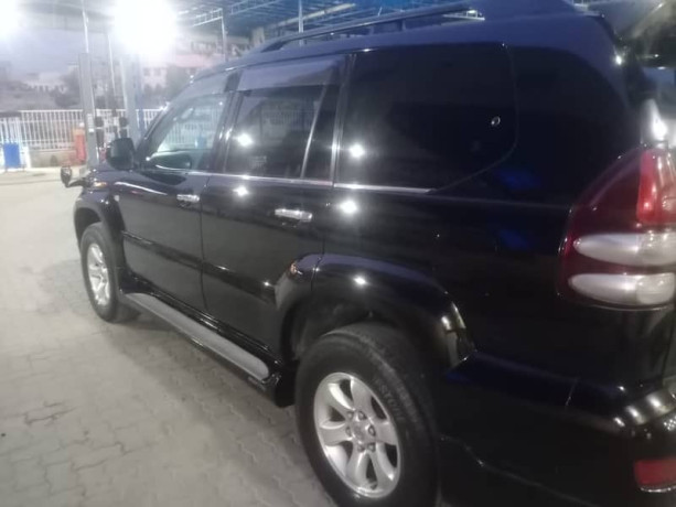 toyota-prado-2004-model-big-5