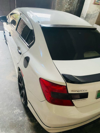 honda-civic-vti-oriel-prosmatec-2015-big-1