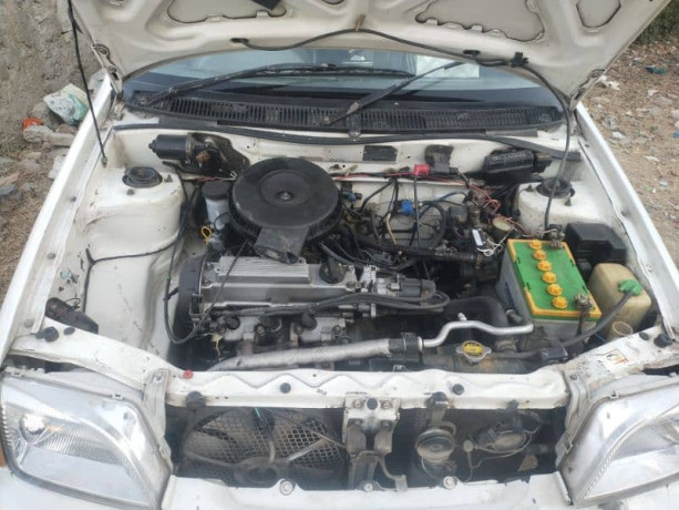 suzuki-cultus-vxr-2007-big-5