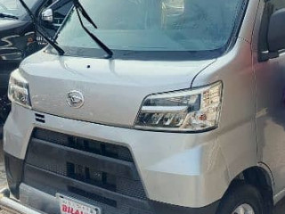 daihatsu-hijet-2024