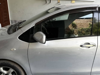 toyota-vitz-2006-model-import-2009