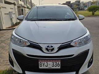 toyota-yaris-2022