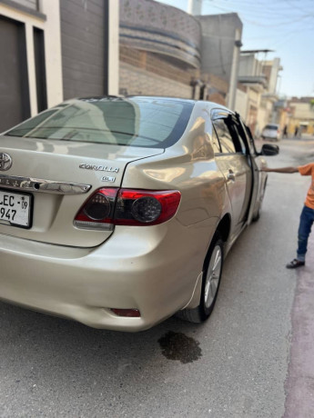 toyota-corolla-gli-big-1