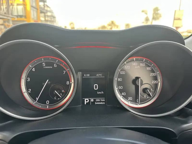 suzuki-swift-glx-cvt-big-0