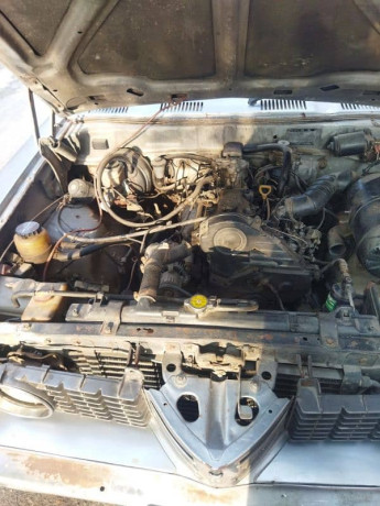 toyota-mark-ii-1975-big-5