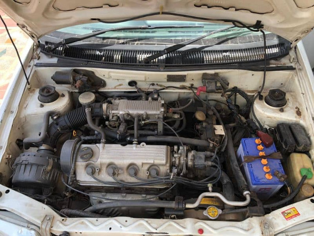 suzuki-cultus-vxr-2007-big-3
