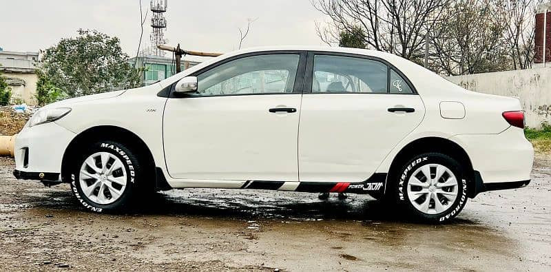 toyota-corolla-xli-2014-big-3