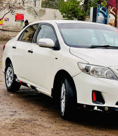 toyota-corolla-xli-2014-big-0