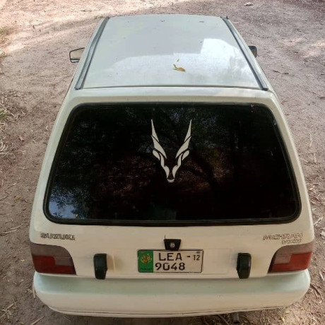 suzuki-mehran-2012-big-7