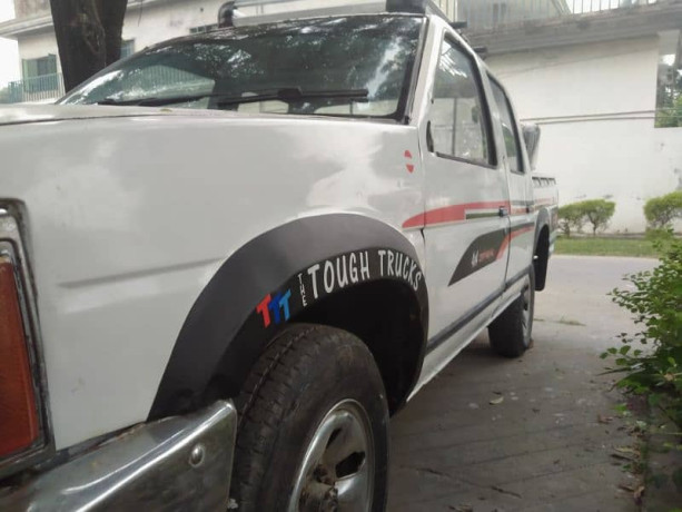 nissan-pickup-double-cabin-exchange-possible-big-3