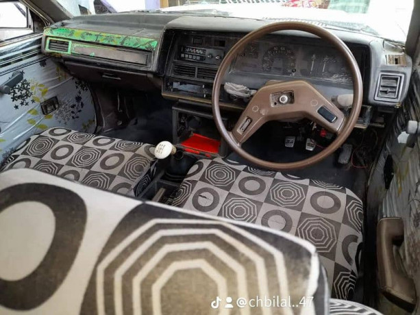 toyota-82-1982-big-6